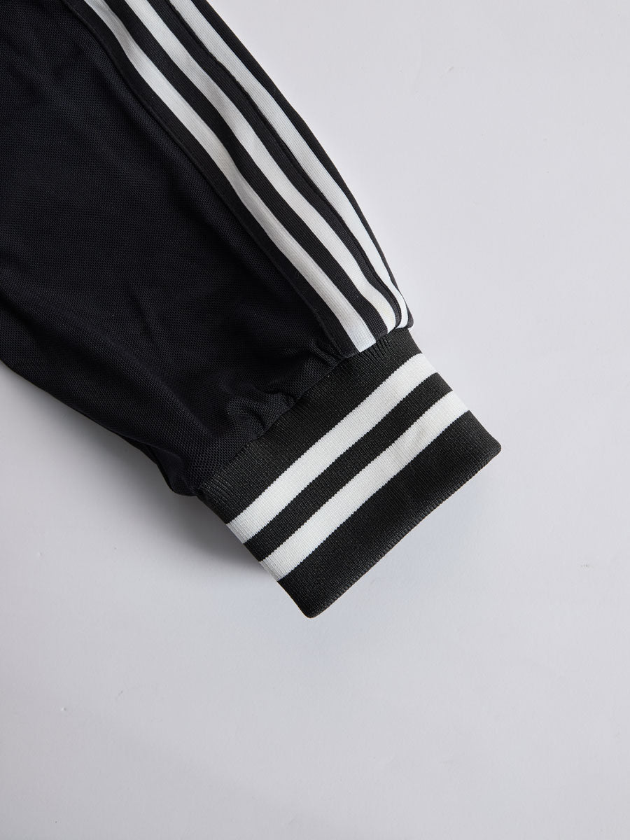 Teresa – conjunto deportivo in terciopelo