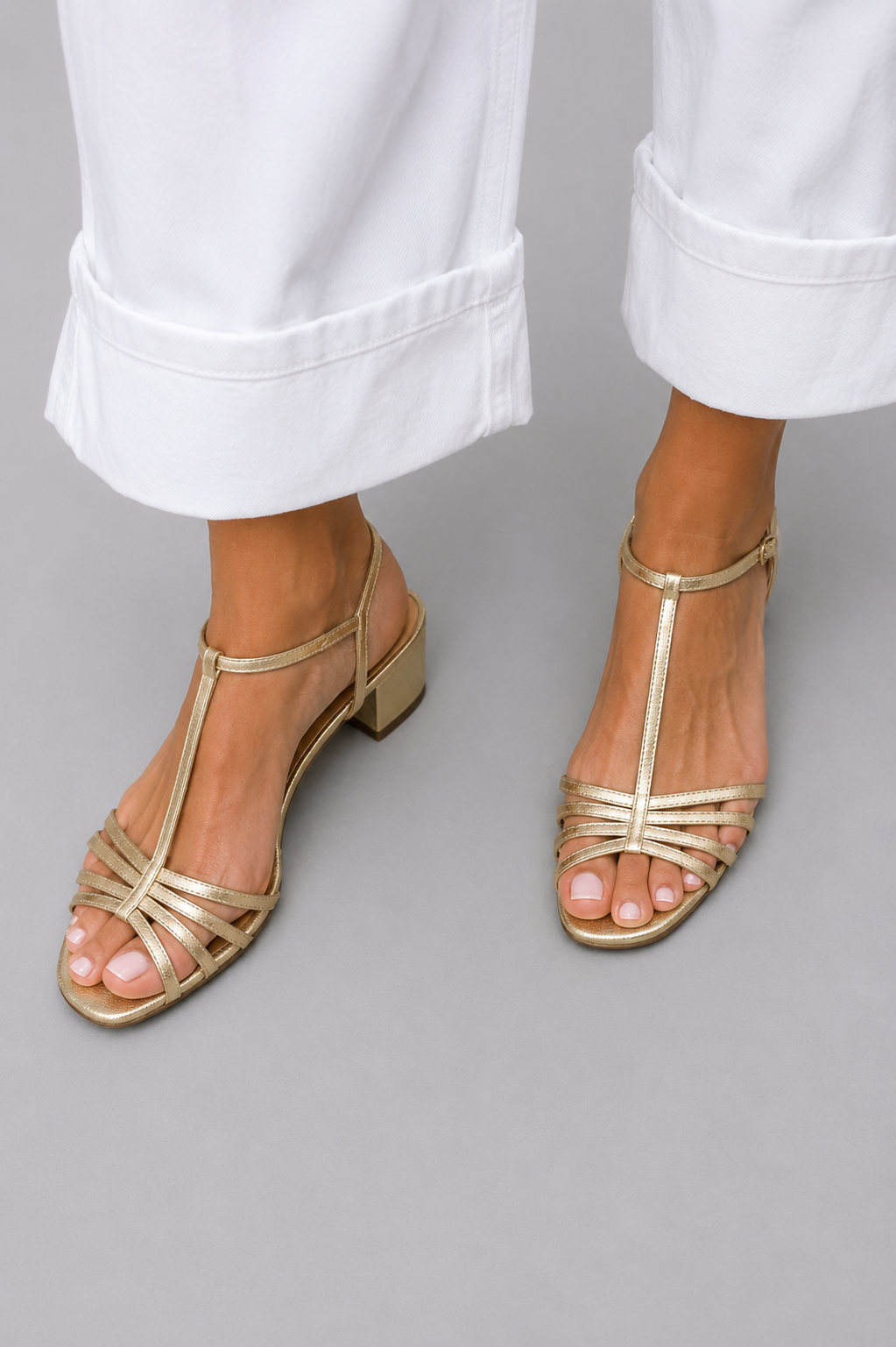 Allegra | Sandalias doradas de elegancia diaria