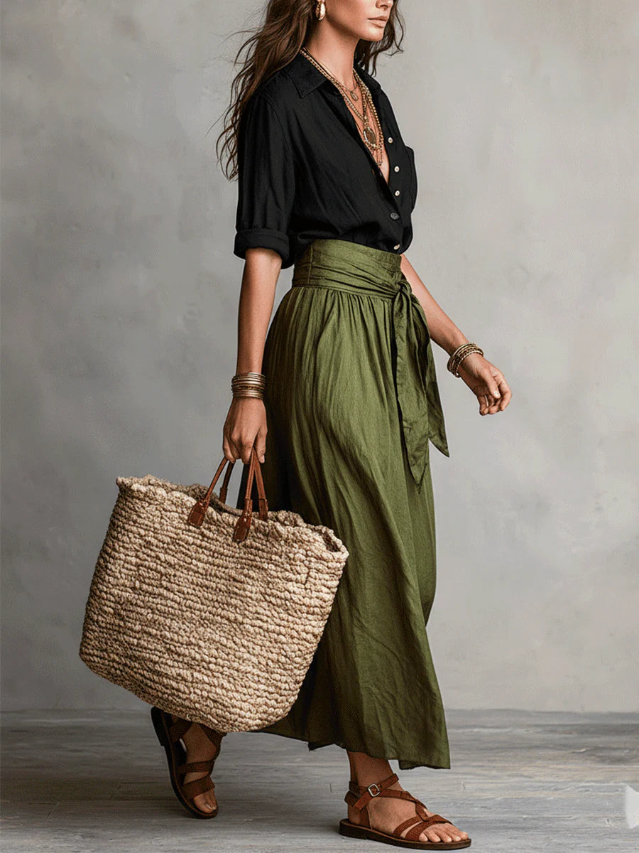 Vera™ | Conjunto de dos piezas con camiseta negra y falda midi verde oliva