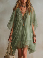 Vestido Mini Vaporoso en Chifón Verde con Escote en V