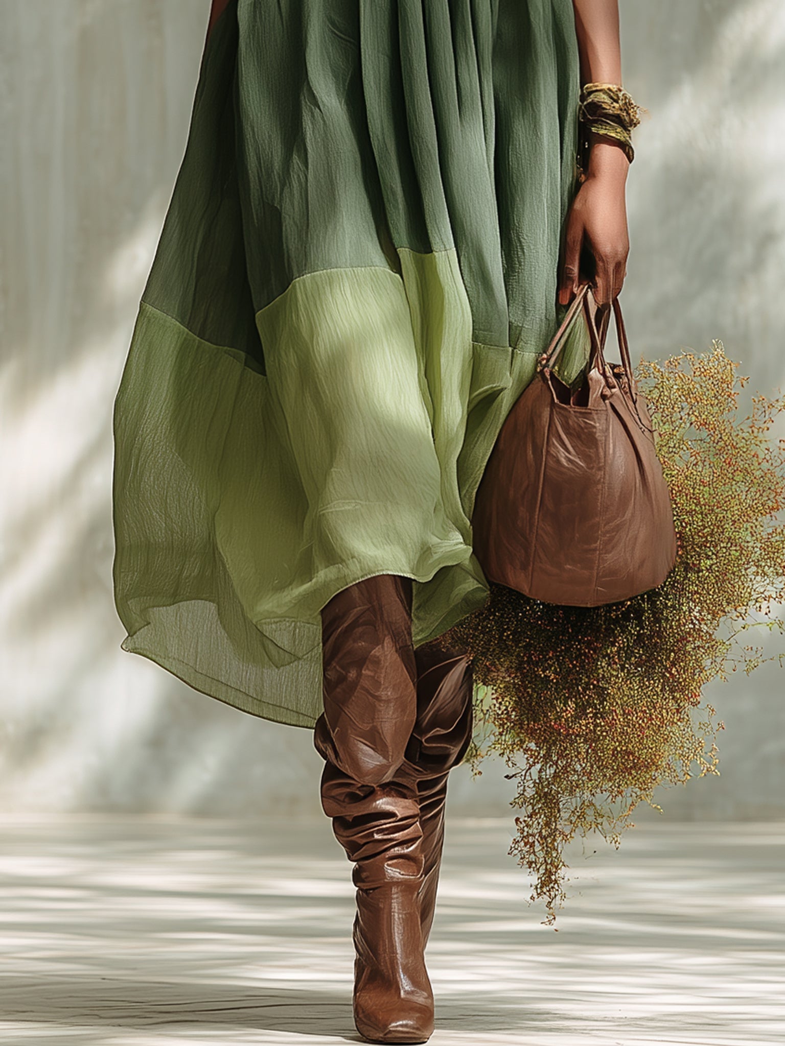 Vestido Midi en Chifón Verde con Hombros Descubiertos