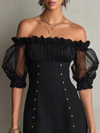 Adela Vestido Mini Negro con Escote Bardot, Mangas Abullonadas y Tachuelas