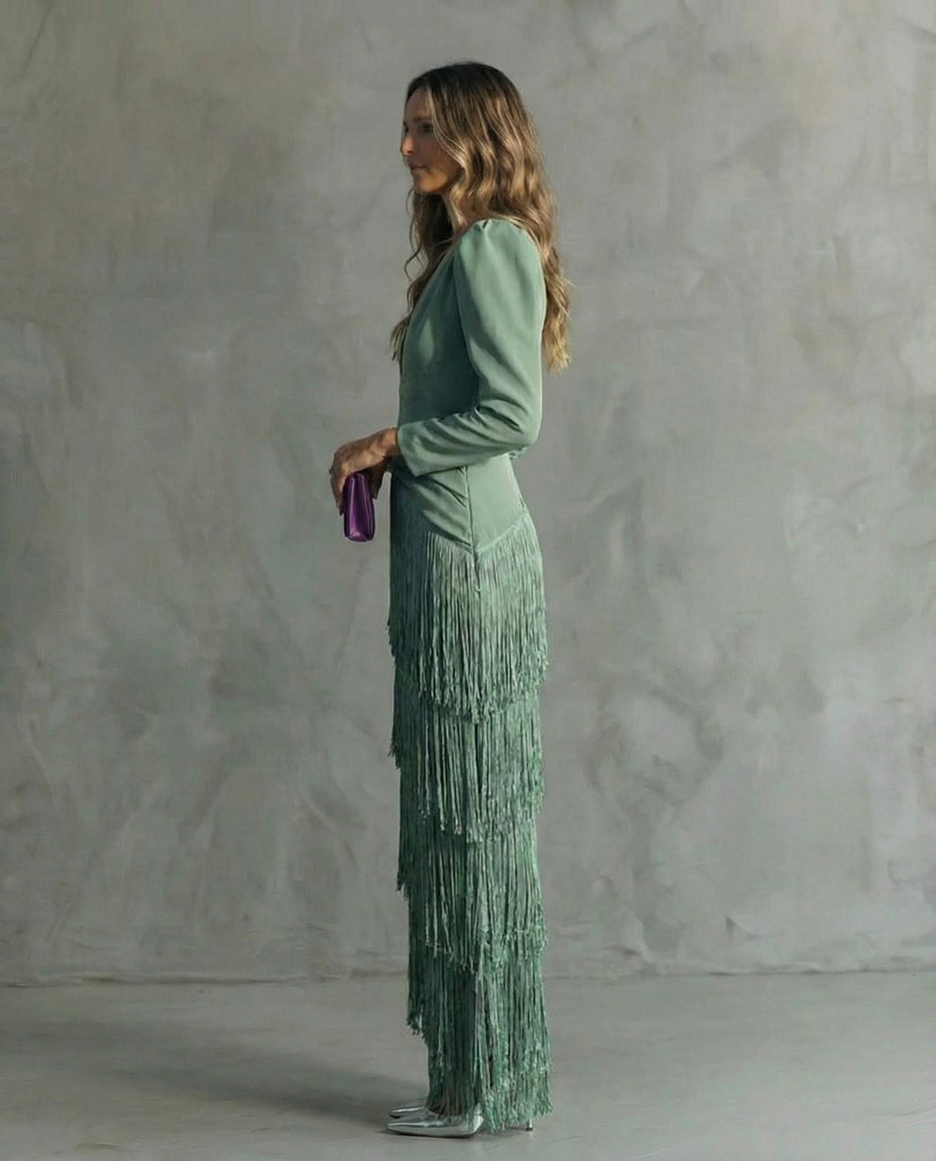 Chiara - Vestido elegante con mangas de flecos