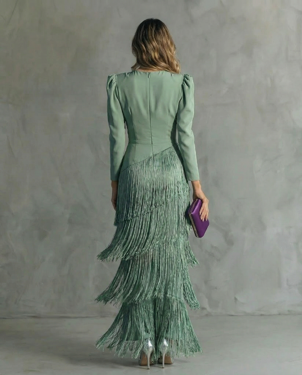 Chiara - Vestido elegante con mangas de flecos